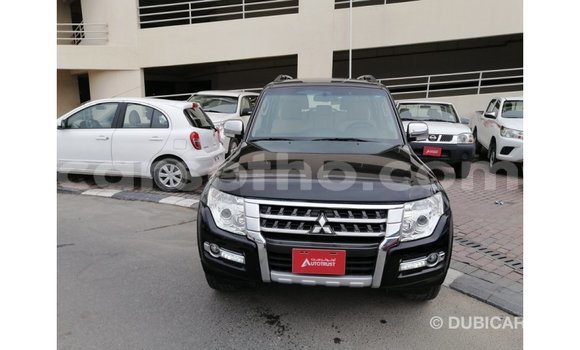 Acheter Import Voiture Mitsubishi Pajero Noir à Import - Dubai, Maseru Acheter Import Voiture Mitsubishi Pajero Noir à Import - Dubai, Maseru