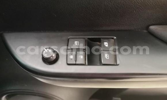 Sayi Na hannu Toyota Hilux White Mota in Maseru a Maseru Sayi Na hannu Toyota Hilux White Mota in Maseru a Maseru