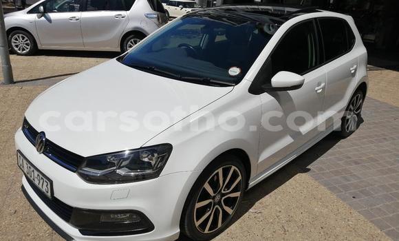 اشتري مستعمل Volkswagen Polo White سيارة في Maseru في Maseru اشتري مستعمل Volkswagen Polo White سيارة في Maseru في Maseru