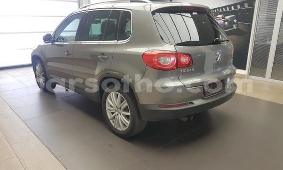 Sayi Na hannu Volkswagen Tiguan Silver Mota in Maseru a Maseru Sayi Na hannu Volkswagen Tiguan Silver Mota in Maseru a Maseru