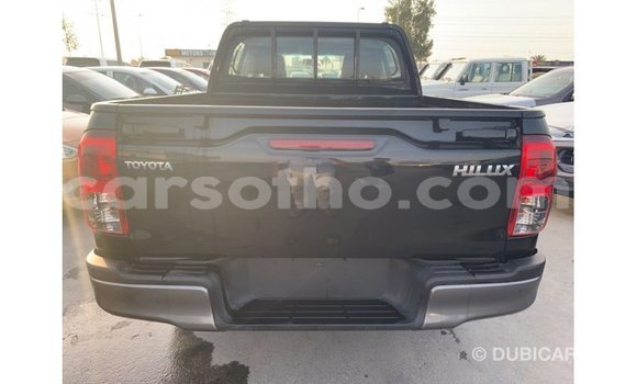 Acheter Import Voiture Toyota Hilux Noir à Import - Dubai, Maseru Acheter Import Voiture Toyota Hilux Noir à Import - Dubai, Maseru