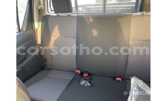 Acheter Import Voiture Toyota Hilux Noir à Import - Dubai, Maseru Acheter Import Voiture Toyota Hilux Noir à Import - Dubai, Maseru