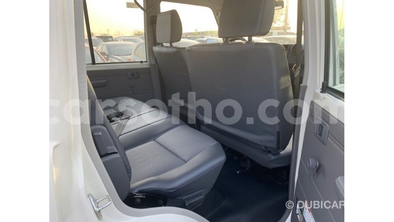 Big with watermark toyota land cruiser maseru import dubai 16209