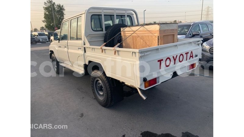 Big with watermark toyota land cruiser maseru import dubai 16209