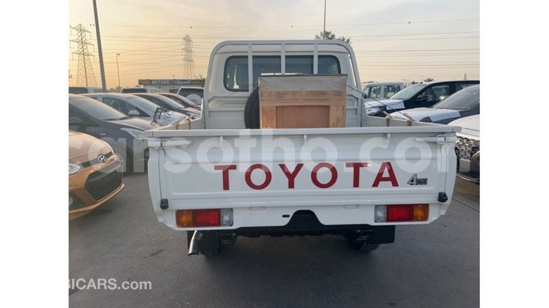 Big with watermark toyota land cruiser maseru import dubai 16209