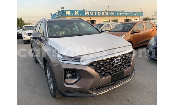 Sayi Imported Hyundai Santa Fe Brown Mota in Import - Dubai a Maseru Sayi Imported Hyundai Santa Fe Brown Mota in Import - Dubai a Maseru