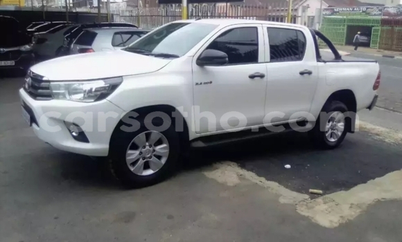 Acheter Occasion Voiture Toyota Hilux Blanc à Butha Buthe, Butha-Buthe Acheter Occasion Voiture Toyota Hilux Blanc à Butha Buthe, Butha-Buthe