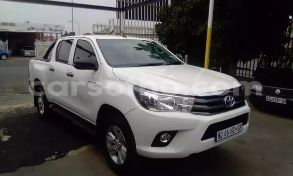 Acheter Occasion Voiture Toyota Hilux Blanc à Butha Buthe, Butha-Buthe Acheter Occasion Voiture Toyota Hilux Blanc à Butha Buthe, Butha-Buthe