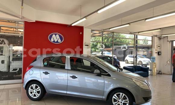 Sayi Na hannu Opel Corsa Silver Mota in Maseru a Maseru Sayi Na hannu Opel Corsa Silver Mota in Maseru a Maseru