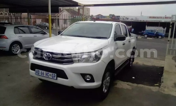 Acheter Occasion Voiture Toyota Hilux Blanc à Butha Buthe, Butha-Buthe Acheter Occasion Voiture Toyota Hilux Blanc à Butha Buthe, Butha-Buthe
