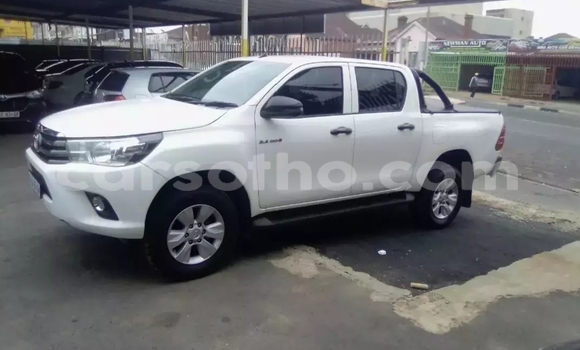 Acheter Occasion Voiture Toyota Hilux Blanc à Butha Buthe, Butha-Buthe Acheter Occasion Voiture Toyota Hilux Blanc à Butha Buthe, Butha-Buthe