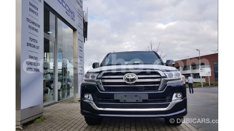 Big with watermark toyota land cruiser maseru import dubai 16246