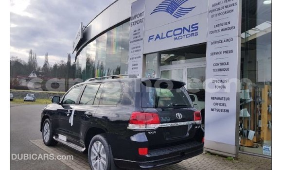 Acheter Import Voiture Toyota Land Cruiser Noir à Import - Dubai, Maseru Acheter Import Voiture Toyota Land Cruiser Noir à Import - Dubai, Maseru