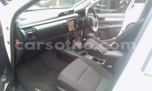 Acheter Occasion Voiture Toyota Hilux Blanc à Butha Buthe, Butha-Buthe Acheter Occasion Voiture Toyota Hilux Blanc à Butha Buthe, Butha-Buthe