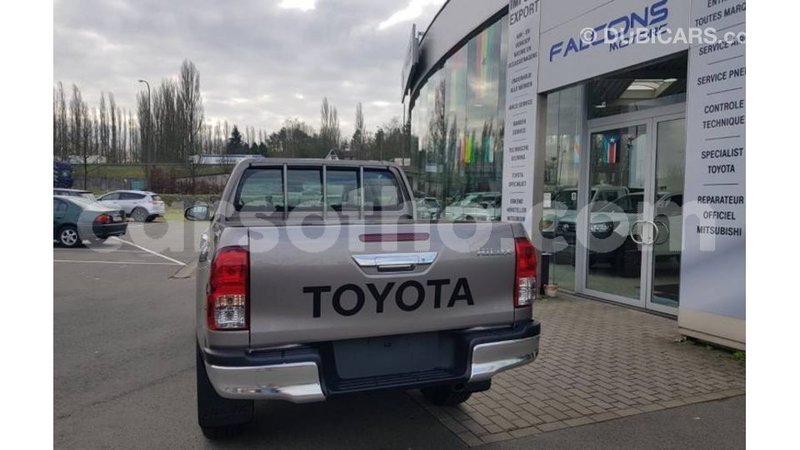 Big with watermark toyota hilux maseru import dubai 16252