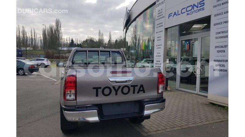 Big with watermark toyota hilux maseru import dubai 16252