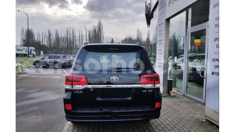 Big with watermark toyota land cruiser maseru import dubai 16253