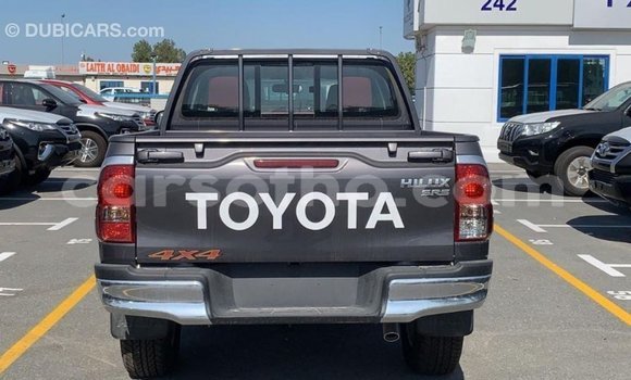 Sayi Imported Toyota Hilux Other Mota in Import - Dubai a Maseru Sayi Imported Toyota Hilux Other Mota in Import - Dubai a Maseru