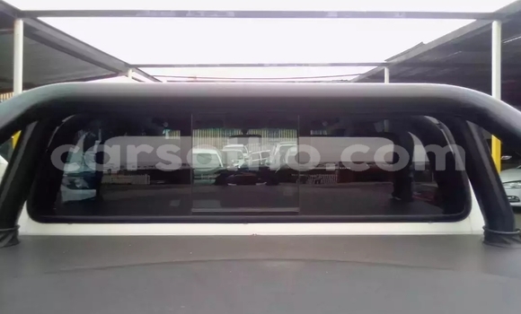 Acheter Occasion Voiture Toyota Hilux Blanc à Butha Buthe, Butha-Buthe Acheter Occasion Voiture Toyota Hilux Blanc à Butha Buthe, Butha-Buthe