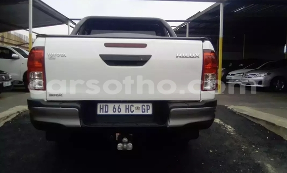 Acheter Occasion Voiture Toyota Hilux Blanc à Butha Buthe, Butha-Buthe Acheter Occasion Voiture Toyota Hilux Blanc à Butha Buthe, Butha-Buthe