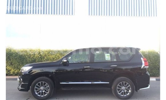 Sayi Imported Toyota Prado Black Mota in Import - Dubai a Maseru Sayi Imported Toyota Prado Black Mota in Import - Dubai a Maseru