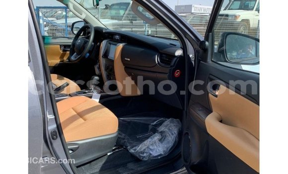 اشتري Imported Toyota Fortuner Other سيارة في Import - Dubai في Maseru اشتري Imported Toyota Fortuner Other سيارة في Import - Dubai في Maseru