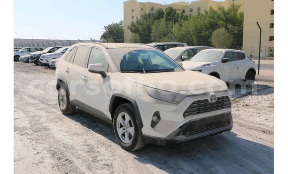 Sayi Imported Toyota 4Runner White Mota in Import - Dubai a Maseru Sayi Imported Toyota 4Runner White Mota in Import - Dubai a Maseru
