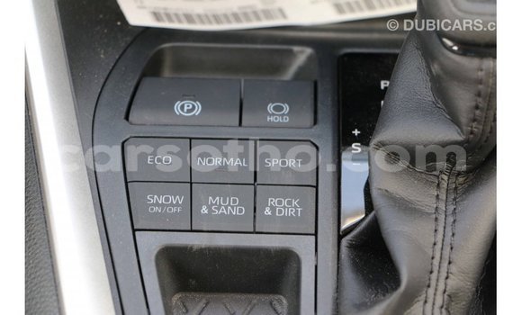 Sayi Imported Toyota 4Runner White Mota in Import - Dubai a Maseru Sayi Imported Toyota 4Runner White Mota in Import - Dubai a Maseru