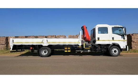 اشتري مستعمل Isuzu FVZ White شاحنة في Maseru في Maseru اشتري مستعمل Isuzu FVZ White شاحنة في Maseru في Maseru