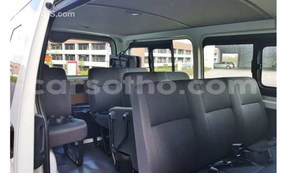 اشتري Imported Toyota Hiace White سيارة في Import - Dubai في Maseru اشتري Imported Toyota Hiace White سيارة في Import - Dubai في Maseru