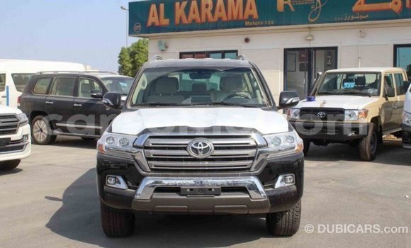 Buy Import Toyota Land Cruiser Black Car in Import - Dubai in Maseru Buy Import Toyota Land Cruiser Black Car in Import - Dubai in Maseru