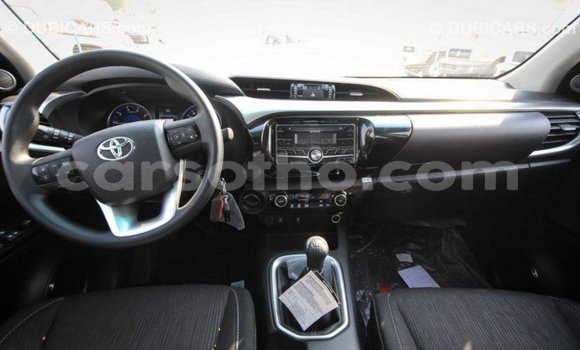 اشتري Imported Toyota Hilux Black سيارة في Import - Dubai في Maseru اشتري Imported Toyota Hilux Black سيارة في Import - Dubai في Maseru