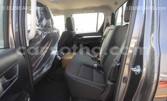 اشتري Imported Toyota Hilux Black سيارة في Import - Dubai في Maseru اشتري Imported Toyota Hilux Black سيارة في Import - Dubai في Maseru