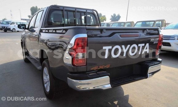 اشتري Imported Toyota Hilux Black سيارة في Import - Dubai في Maseru اشتري Imported Toyota Hilux Black سيارة في Import - Dubai في Maseru