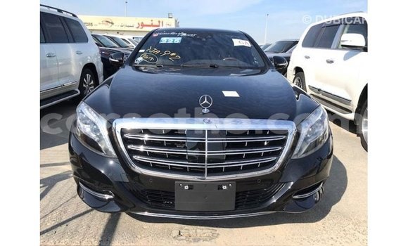 Sayi Imported Mercedes-Benz 190 Black Mota in Import - Dubai a Maseru Sayi Imported Mercedes-Benz 190 Black Mota in Import - Dubai a Maseru