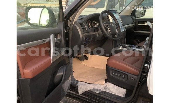 Buy Import Toyota Land Cruiser Black Car in Import - Dubai in Maseru Buy Import Toyota Land Cruiser Black Car in Import - Dubai in Maseru