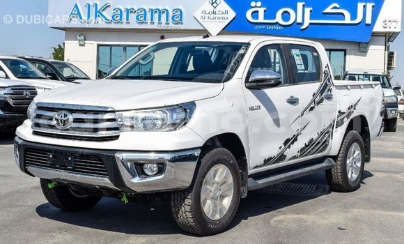 اشتري Imported Toyota Hilux White سيارة في Import - Dubai في Maseru اشتري Imported Toyota Hilux White سيارة في Import - Dubai في Maseru