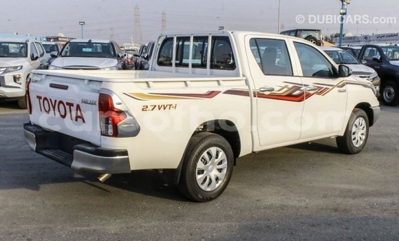 اشتري Imported Toyota Hilux White سيارة في Import - Dubai في Maseru اشتري Imported Toyota Hilux White سيارة في Import - Dubai في Maseru