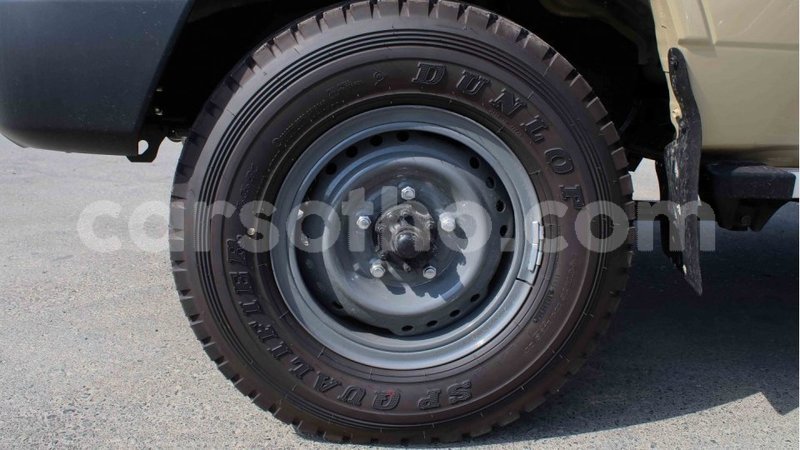 Big with watermark toyota land cruiser maseru import dubai 16300