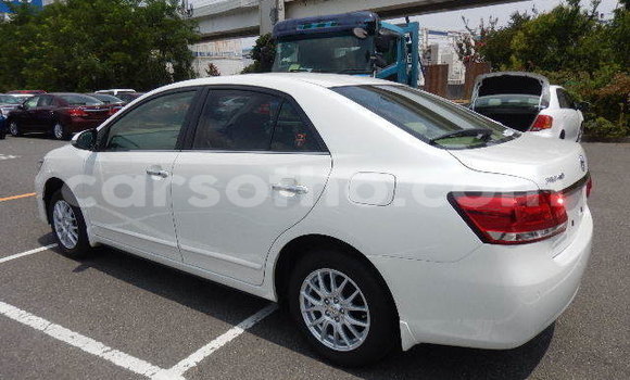 Acheter Occasion Voiture Toyota Premio Blanc à Butha Buthe, Butha-Buthe Acheter Occasion Voiture Toyota Premio Blanc à Butha Buthe, Butha-Buthe