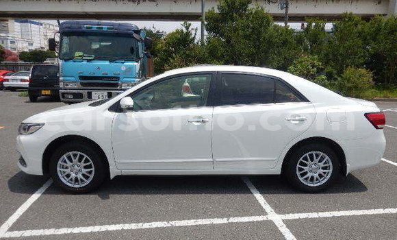 Acheter Occasion Voiture Toyota Premio Blanc à Butha Buthe, Butha-Buthe Acheter Occasion Voiture Toyota Premio Blanc à Butha Buthe, Butha-Buthe