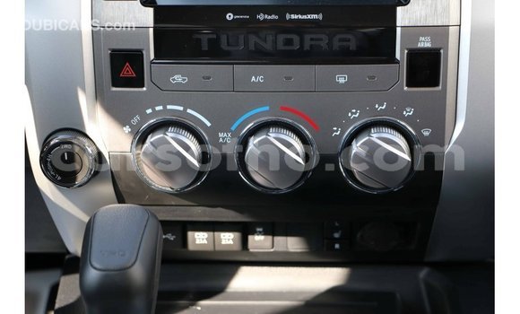 Acheter Import Voiture Toyota Tundra Blanc à Import - Dubai, Maseru Acheter Import Voiture Toyota Tundra Blanc à Import - Dubai, Maseru