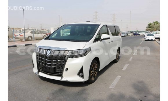 Acheter Import Voiture Toyota Alphard Blanc à Import - Dubai, Maseru Acheter Import Voiture Toyota Alphard Blanc à Import - Dubai, Maseru