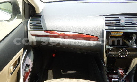 Acheter Occasion Voiture Toyota Premio Blanc à Butha Buthe, Butha-Buthe Acheter Occasion Voiture Toyota Premio Blanc à Butha Buthe, Butha-Buthe