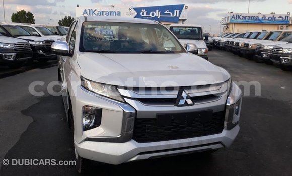 اشتري Imported Mitsubishi L200 White سيارة في Import - Dubai في Maseru اشتري Imported Mitsubishi L200 White سيارة في Import - Dubai في Maseru
