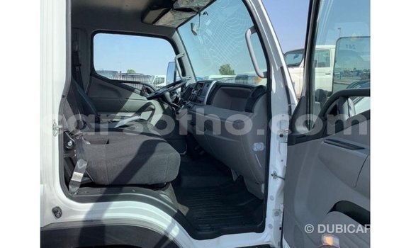 اشتري Imported Mitsubishi i White سيارة في Import - Dubai في Maseru اشتري Imported Mitsubishi i White سيارة في Import - Dubai في Maseru
