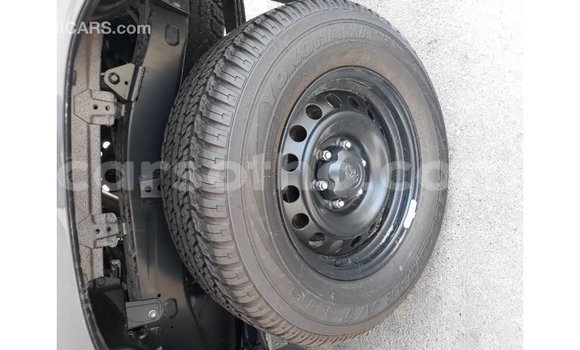 Acheter Import Voiture Toyota Hilux Noir à Import - Dubai, Maseru Acheter Import Voiture Toyota Hilux Noir à Import - Dubai, Maseru