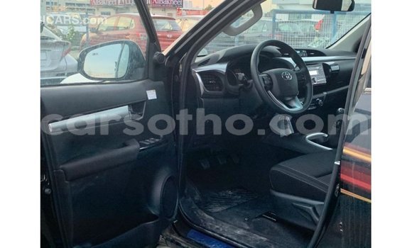 Sayi Imported Toyota Hilux Black Mota in Import - Dubai a Maseru Sayi Imported Toyota Hilux Black Mota in Import - Dubai a Maseru