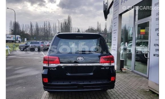 Buy Import Toyota Land Cruiser Black Car in Import - Dubai in Maseru Buy Import Toyota Land Cruiser Black Car in Import - Dubai in Maseru