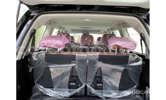 Buy Import Toyota Land Cruiser Black Car in Import - Dubai in Maseru Buy Import Toyota Land Cruiser Black Car in Import - Dubai in Maseru